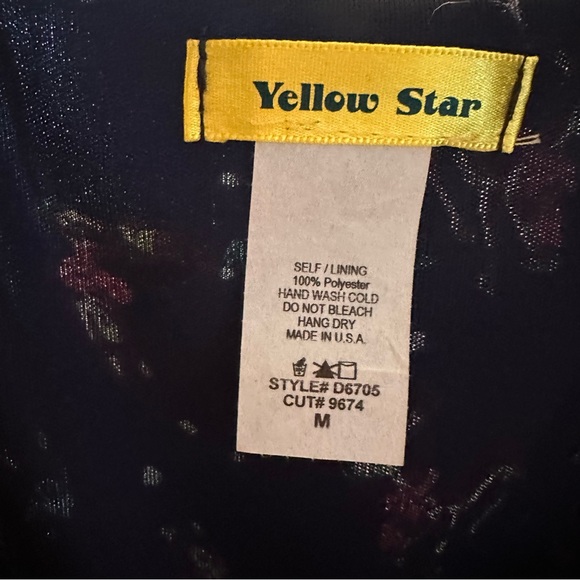 Vintage Inspired Dress with Reindeer Yellow Star size medium - Picture 4 of 4